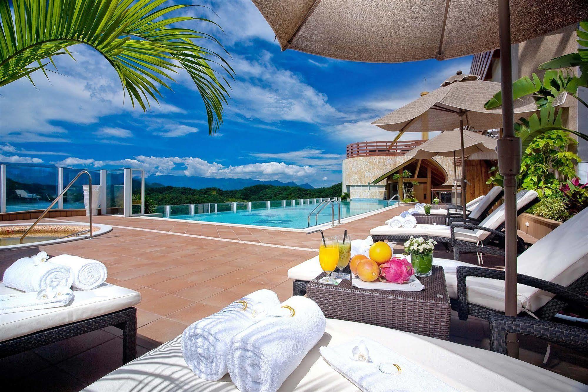 The Wen Wan Resort Sun Moon Lake Юйчи Экстерьер фото